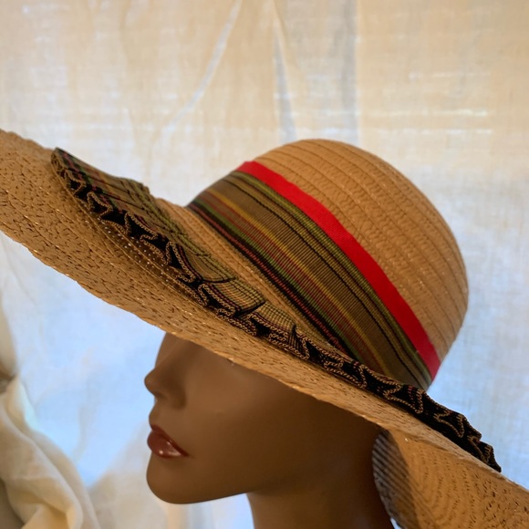 Summer Hat - Picture 2 of 5